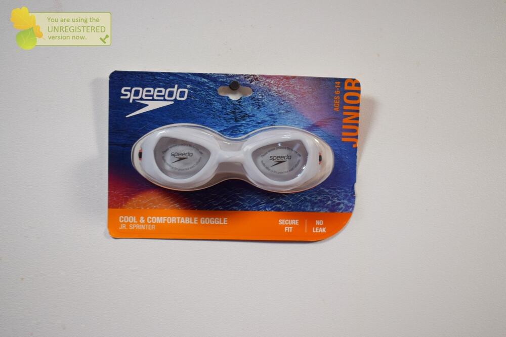 Speedo Junior Sprinter Swim Goggles White/Clear Ages 6-14